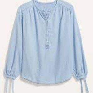 Old Navy Oversized Chambray Tie-Sleeve Poet Blouse